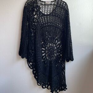 Roz & Ali asymmetrical hem, bell sleeve crochet swim cover up size 2X